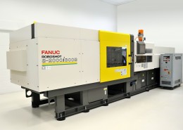 Fanuc 300t all electric injection molding machine